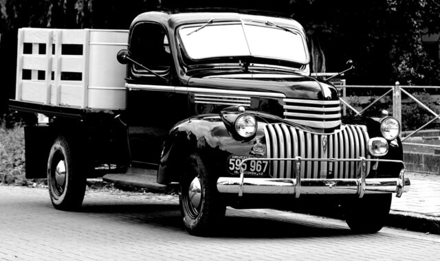 automobile, chevrolet, delivery trucks, built in 1942, america