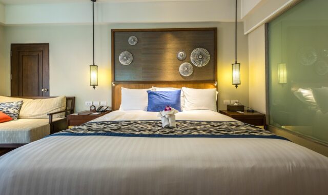 bedroom, apartment, architecture, bed, classic, cupboard, design, elegant, furniture, mirror, house, hotel, in the house, inside, luxurious, pane, room, space, extensive, type, modern, set, throughout, visible, bedroom, hotel, hotel, hotel, hotel, hotel