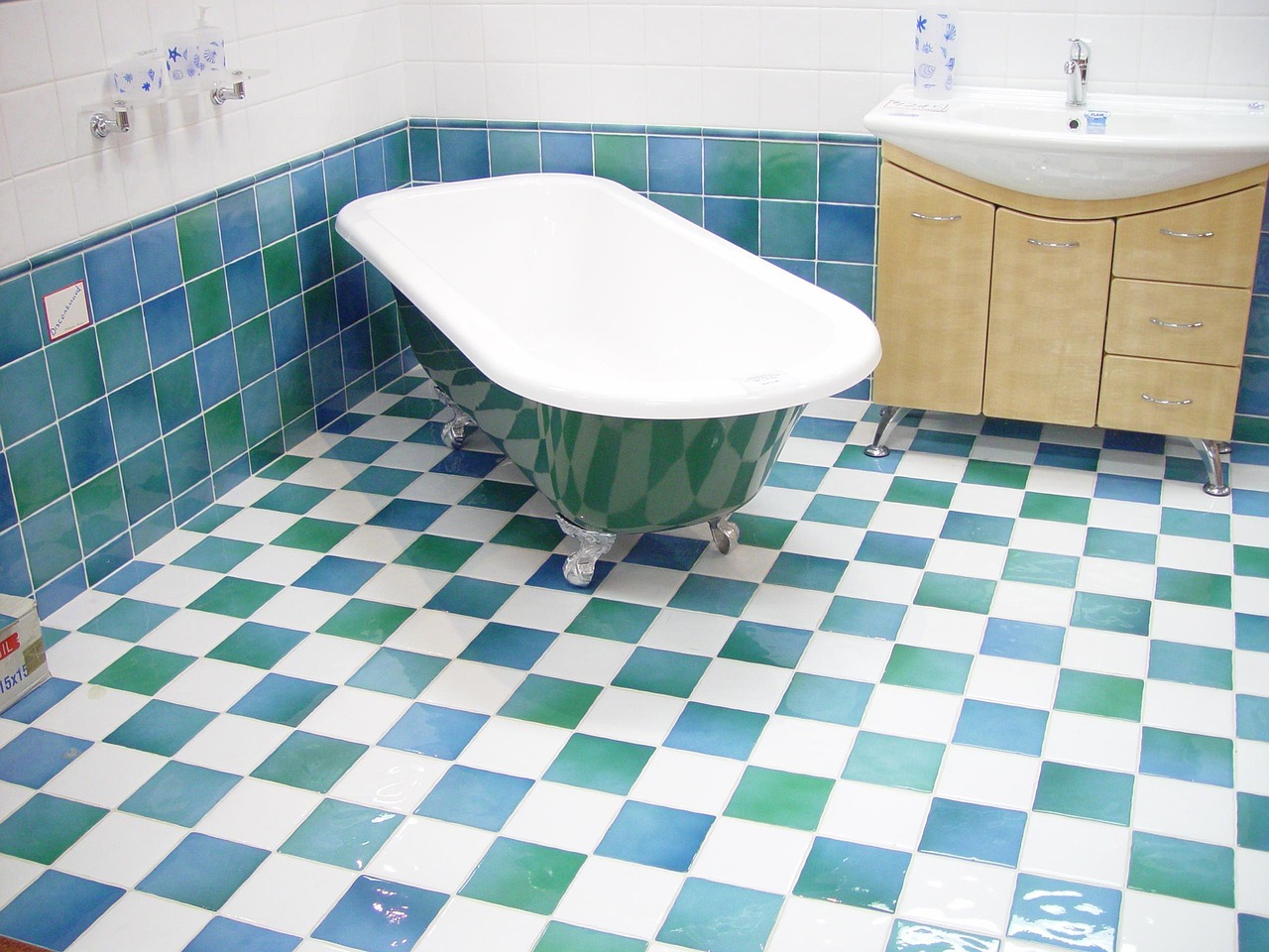 bathtub, bath, tub, bathroom, apartment, reside, rooms, space, bathtub, bathtub, bathtub, bathtub, bathtub, bathroom