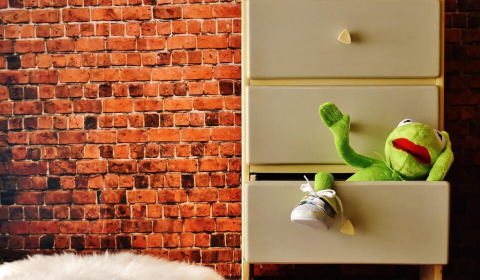 wardrobe, dresser, kermit, drawer, fun, stuffed animal, frog, lambskin, wardrobe, dresser, dresser, dresser, dresser, dresser, drawer, drawer, drawer, drawer