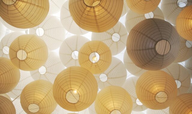 lantern, background, hd wallpaper, free background, mac wallpaper, desktop backgrounds, 4k wallpaper, full hd wallpaper, decoration, windows wallpaper, light, beautiful wallpaper, design, mood, illuminated, wallpaper hd, cool backgrounds, decorative, laptop wallpaper, colorful, brown background, brown light, brown design, free wallpaper, wallpaper 4k, 4k wallpaper 1920x1080, brown color, brown lights